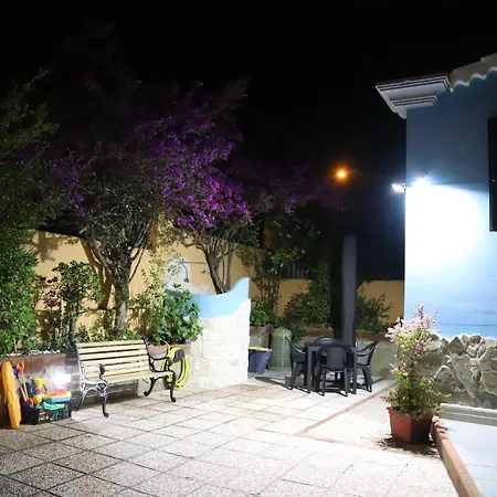 בית נופש Il Faro Sul Mare ארבאטקס