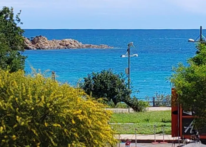 Il Faro Sul Mare *